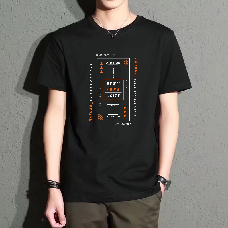 Street Style New York Fashion - Men's Black Round-Neck Short-Sleeved T-Shirt with